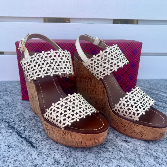 Tory Burch Cork Platform Wedge Sandals Cream Cutout Leather Women’s Sz 8 NEW - Picture 2 of 12